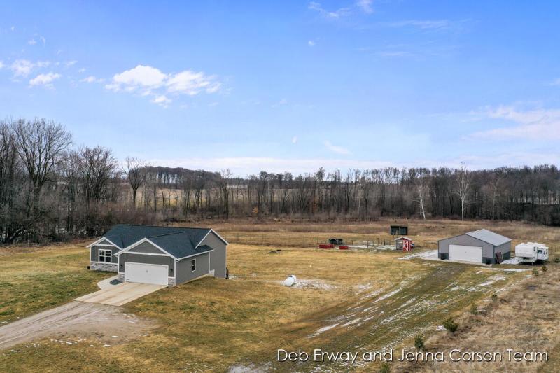 Listing Photo for 1216 Old Barn Lane Road