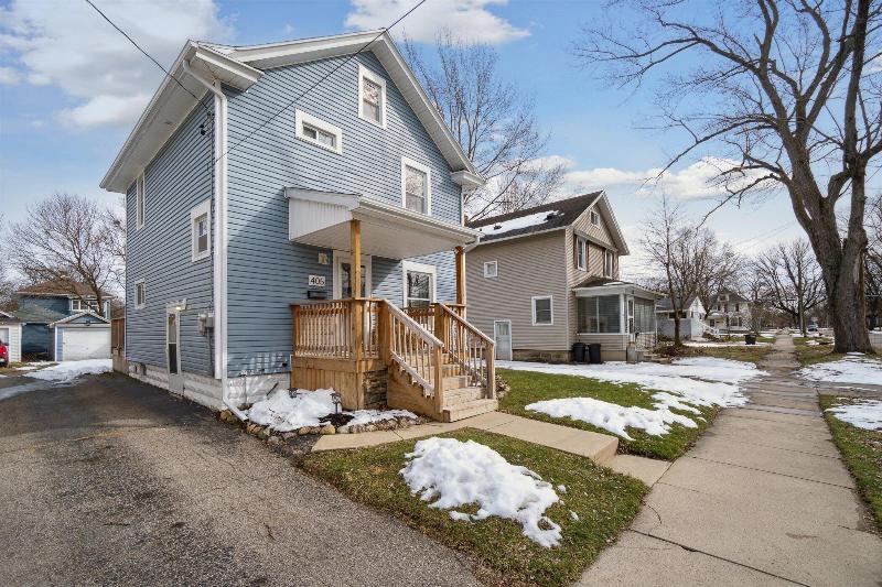 Listing Photo for 405 S Grinnell Street