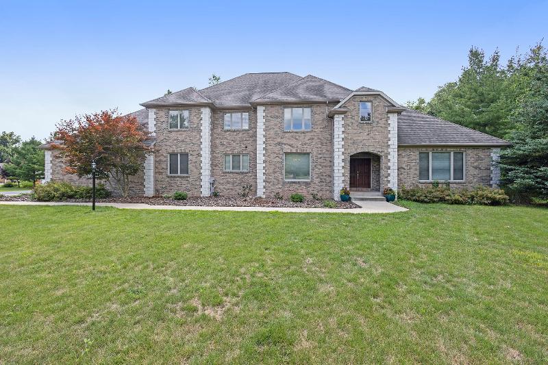 Listing Photo for 3655 Canyon River Court Ne