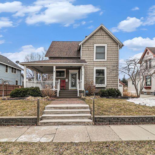 Listing Photo for 116 Howard Avenue