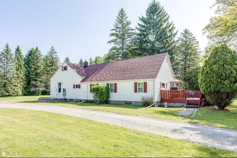 Listing Photo for 6302 Hewitt Rd