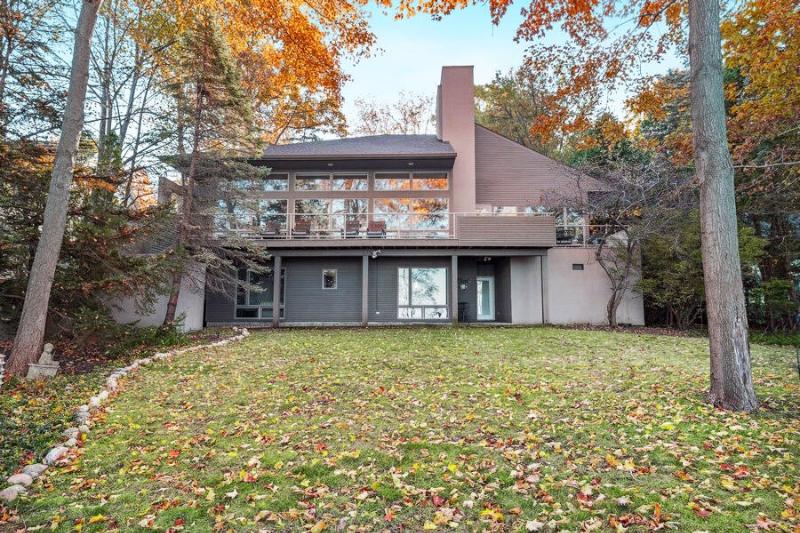 Listing Photo for 14914 Lakeshore Road