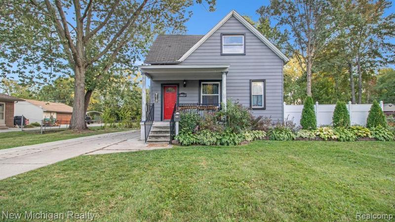 Listing Photo for 28827 Hennepin Street