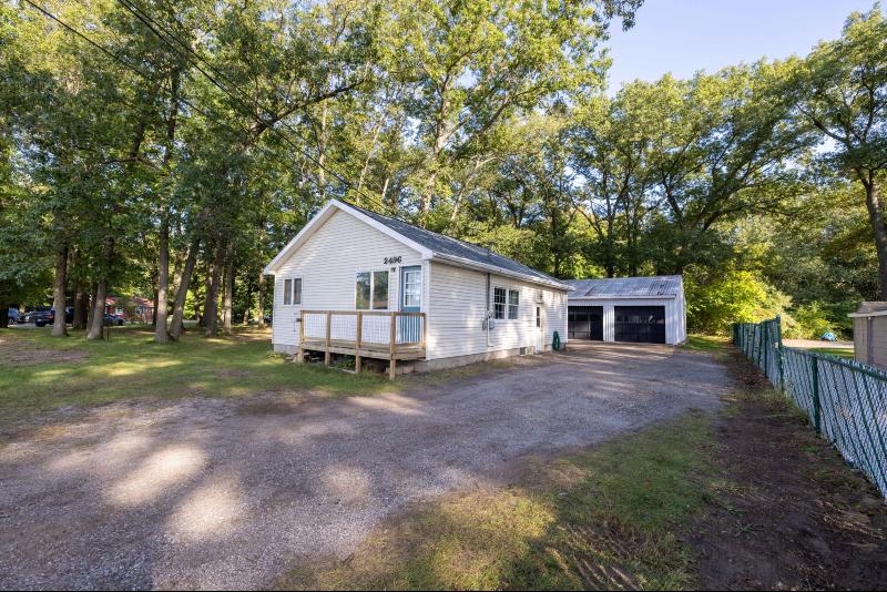 Listing Photo for 2496 Holton Road