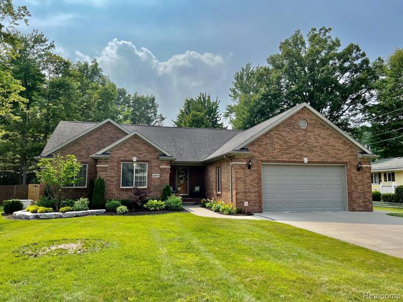 Listing Photo for 2897 Tanglewood Drive