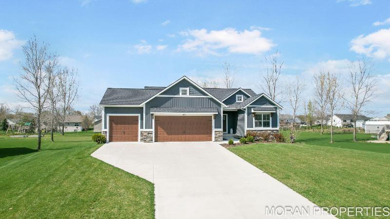 Listing Photo for 8898 Meadows Pointe Drive