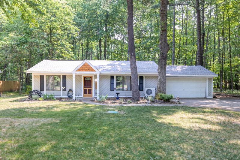 Listing Photo for 6782 White Pine Drive