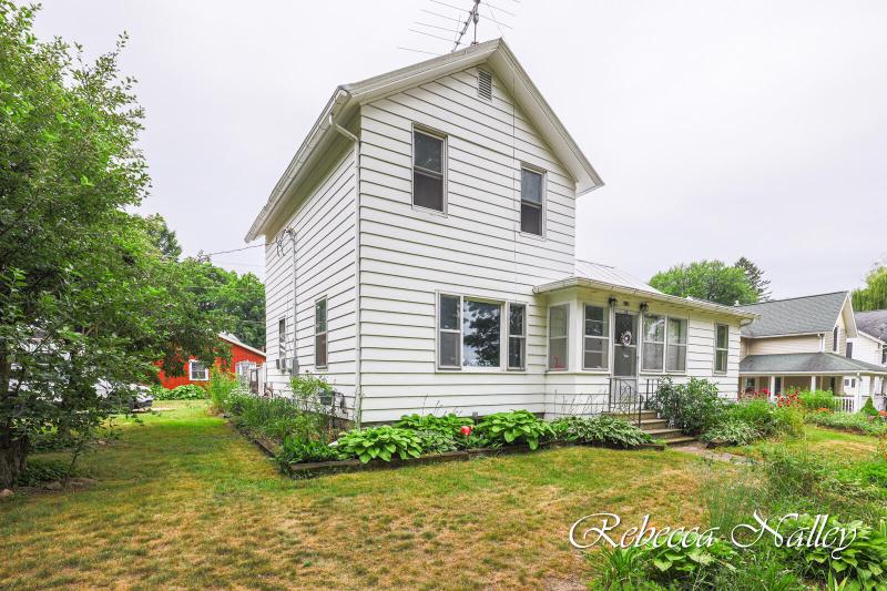 Listing Photo for 328 Cherry Street