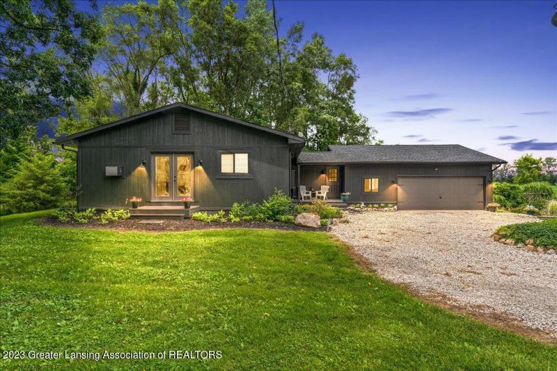 Listing Photo for 10618 Owosso Road
