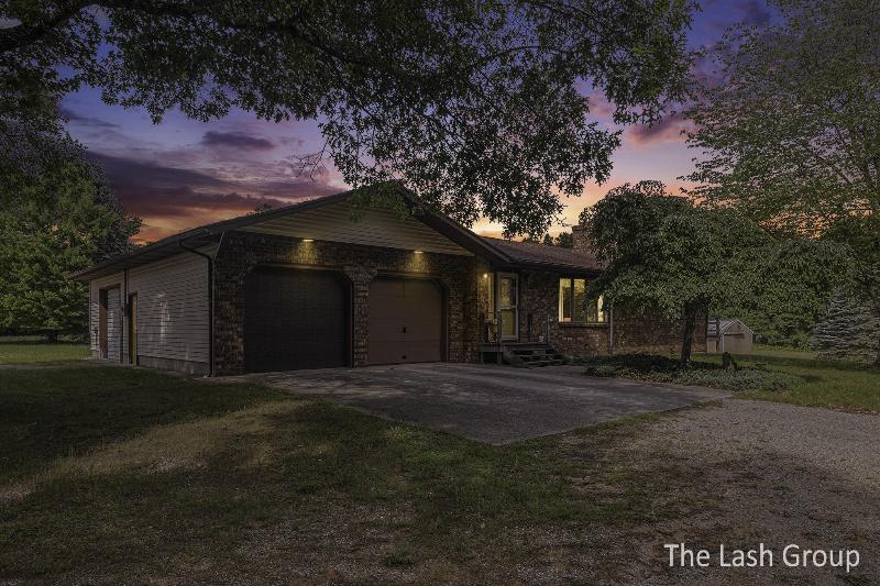 Listing Photo for 2845 20 Mile Road